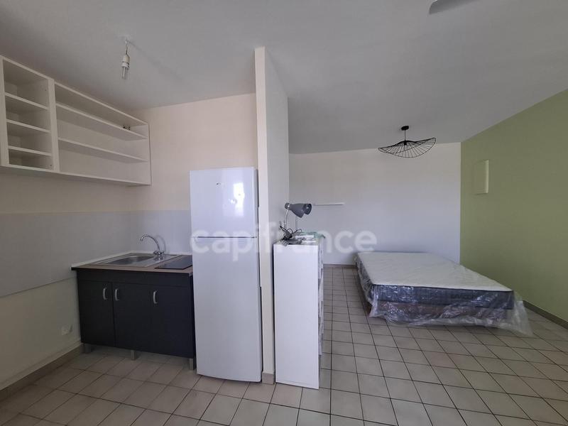 Studio - 30 m² - 1 pièce