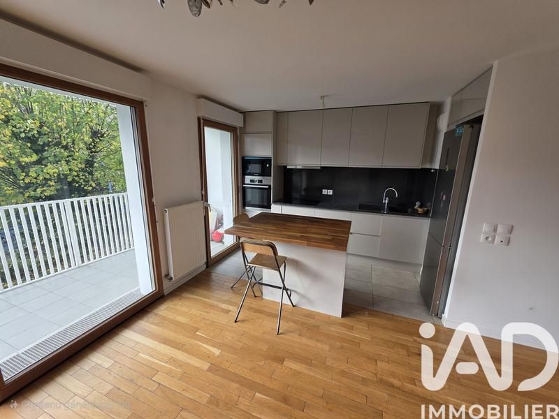 Appartement - 79 m² - 4 pièces