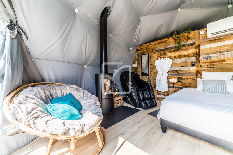 Local commercial - 250 m² - 1 pièce