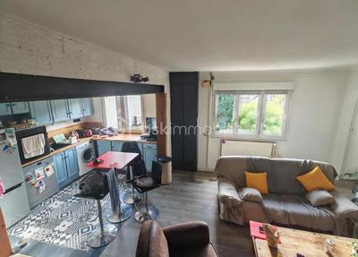 Maison traditionnelle - 101 m² - 6 pièces