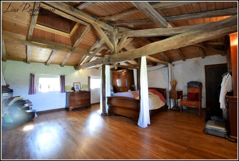 Maison - 194 m² - 5 pièces