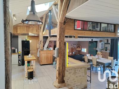 Maison - 196 m² - 5 pièces