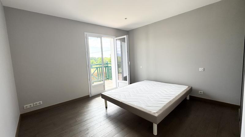 Maison contemporaine - 180 m² - 5 pièces