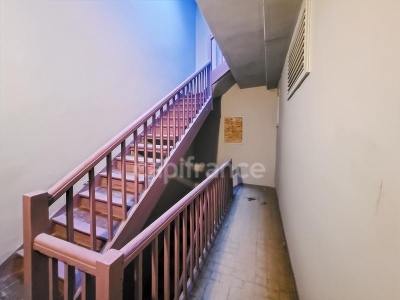 Immeuble - 140 m² - 10 pièces