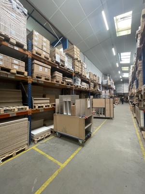 Entrepôt - 1 915 m²