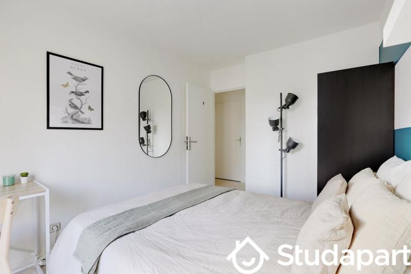 Chambre - 10 m² - 1 pièce