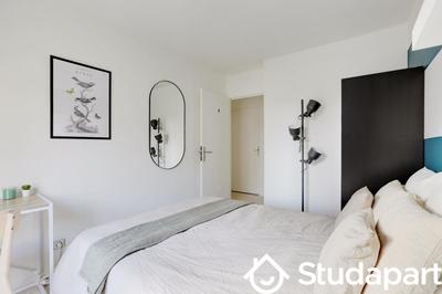 Chambre - 10 m² - 1 pièce