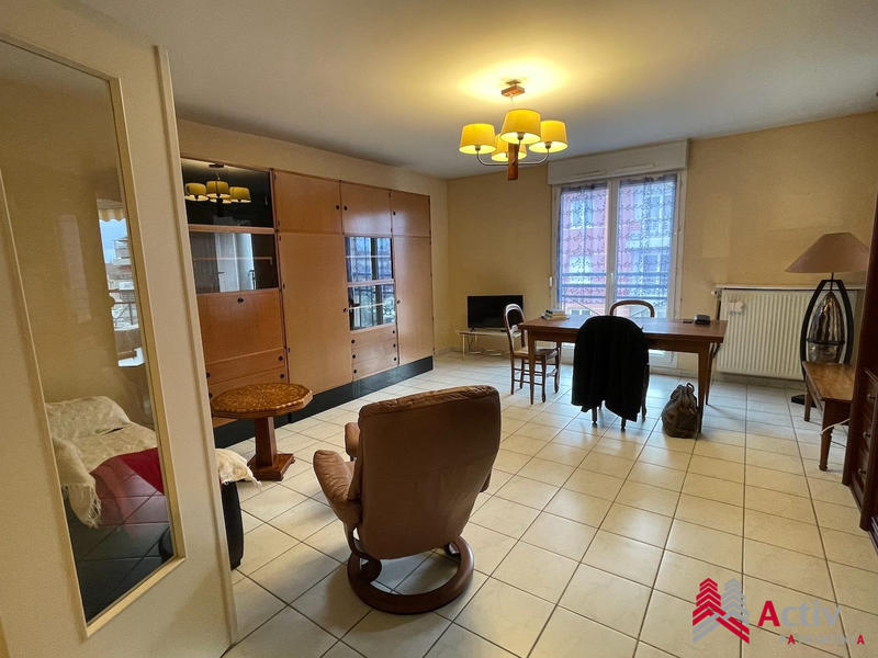 Appartement - 77 m² - 3 pièces