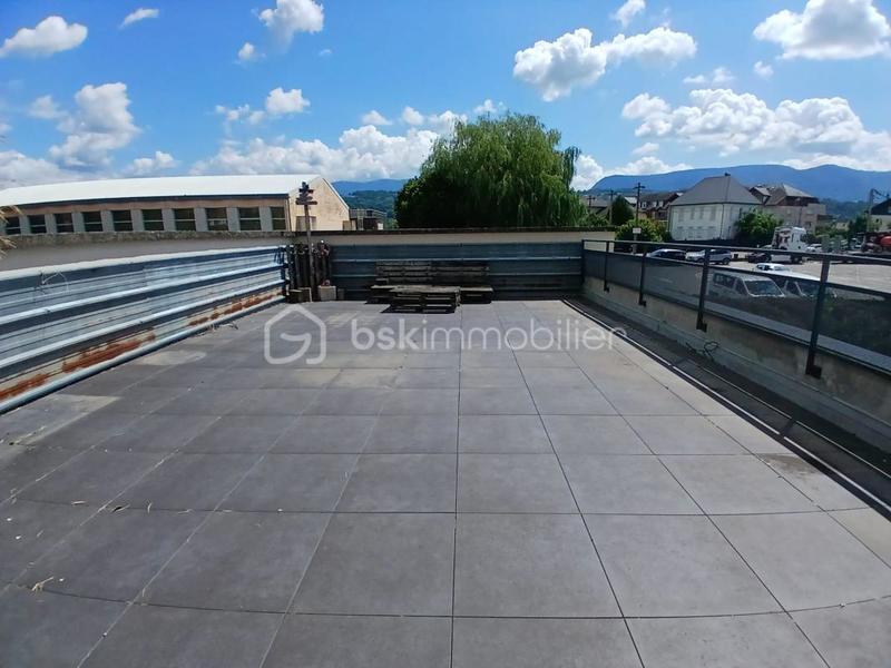 Loft - 173 m² - 4 pièces