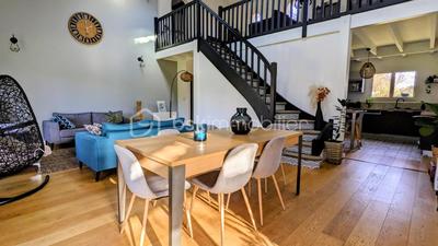 Maison - 165 m² - 7 pièces