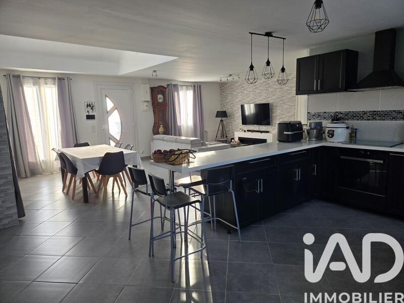 Maison - 113 m² - 5 pièces