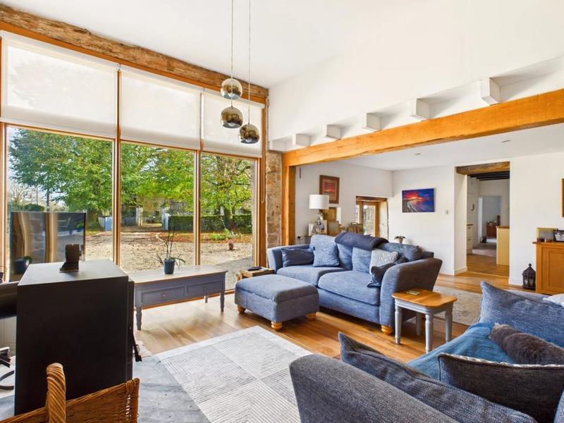 Maison - 136 m² - 7 pièces