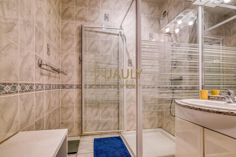 Appartement - 91 m² - 4 pièces