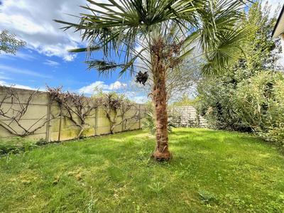 Maison traditionnelle - 161 m² - 7 pièces