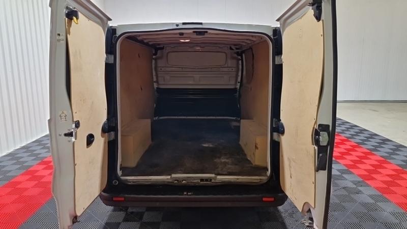 Renault Trafic l2h1 3000 kg blue dci 130 grand confort