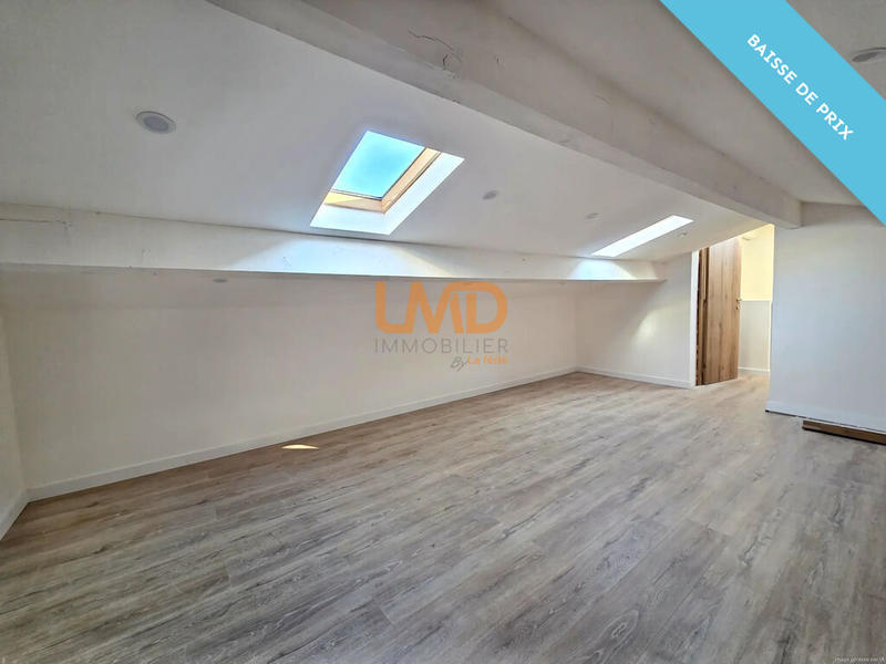 Appartement - 90 m² - 4 pièces