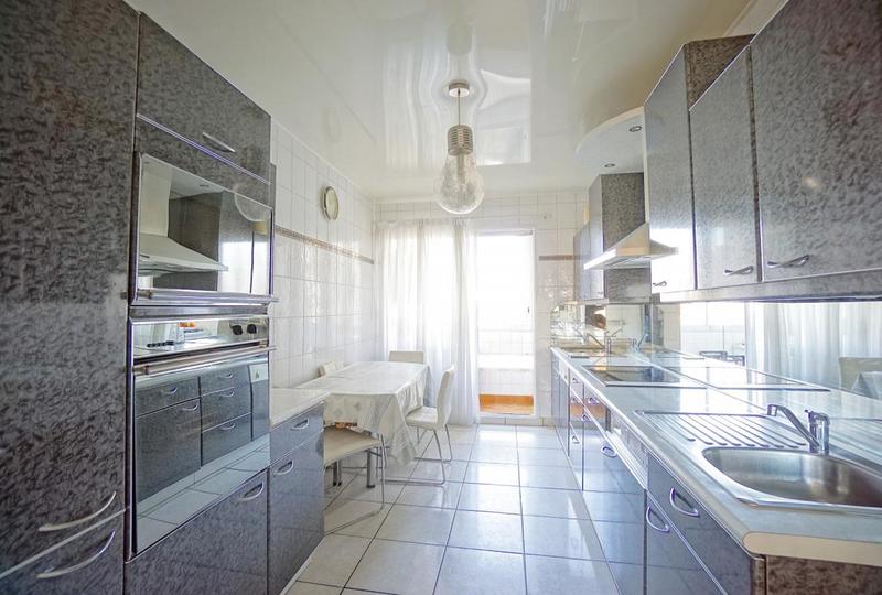 Appartement - 110 m² - 4 pièces