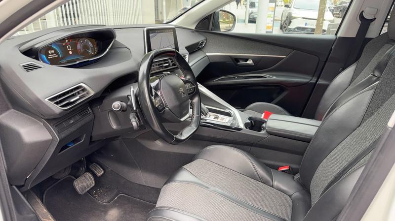 Peugeot 3008 II 1.5 BlueHDi 130 Eat8 Allure Business