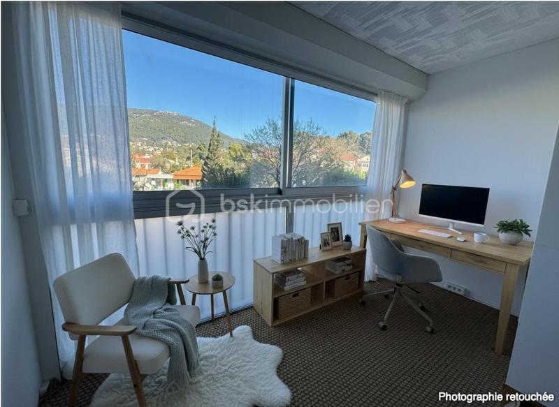 Appartement - 83 m² - 4 pièces