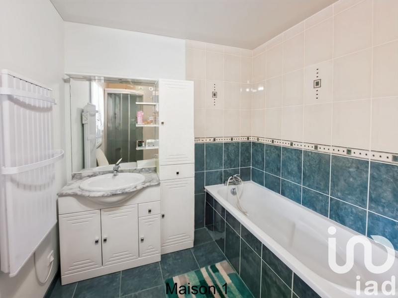 Maison - 266 m² - 10 pièces