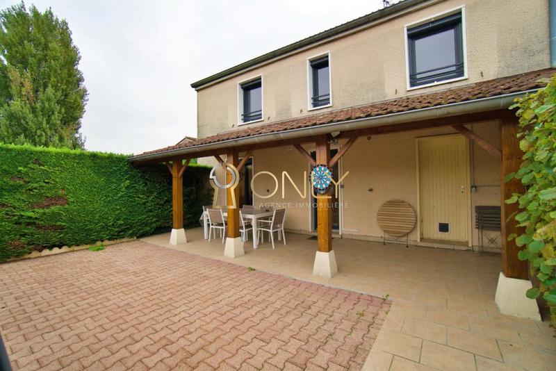 Maison - 100 m² - 5 pièces