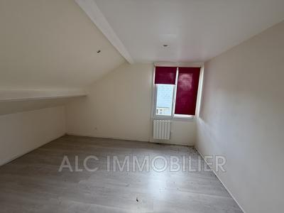 Maison - 124 m² - 8 pièces