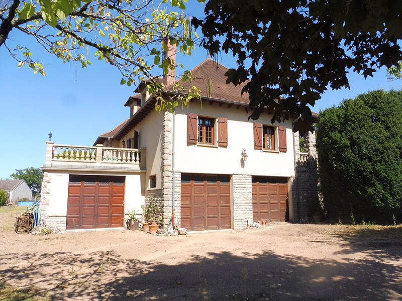 Maison - 188 m² - 6 pièces