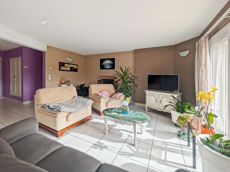 Pavillon - 146 m² - 6 pièces