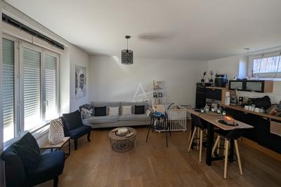 Maison - 60 m² - 4 pièces