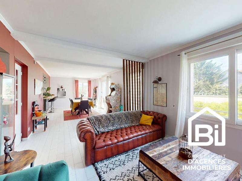 Maison - 136 m² - 7 pièces