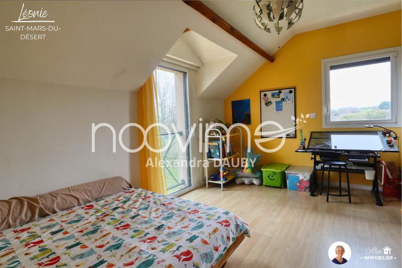 Maison - 180 m² - 6 pièces