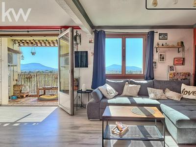 Appartement - 94 m² - 5 pièces