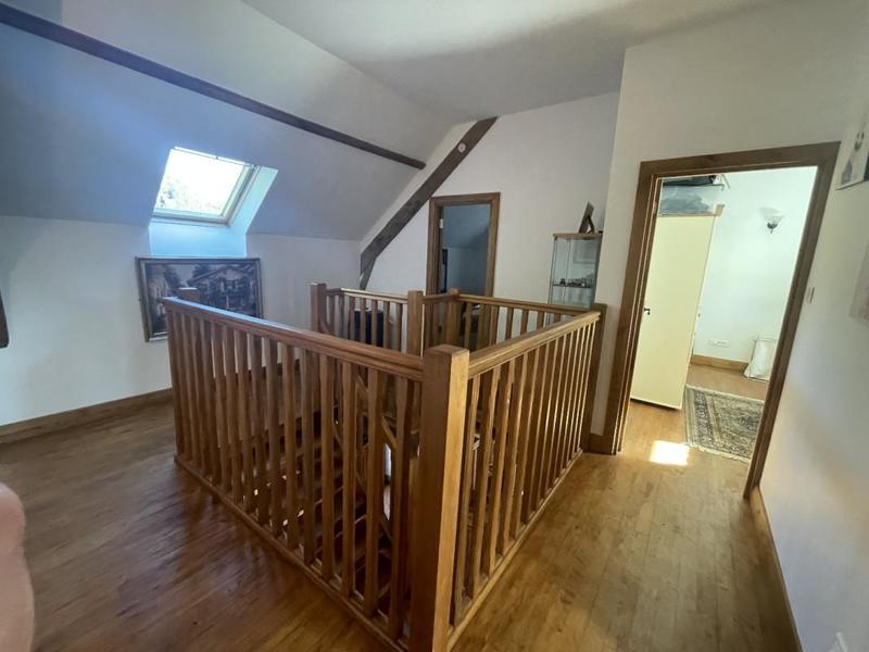 Maison - 167 m² - 6 pièces