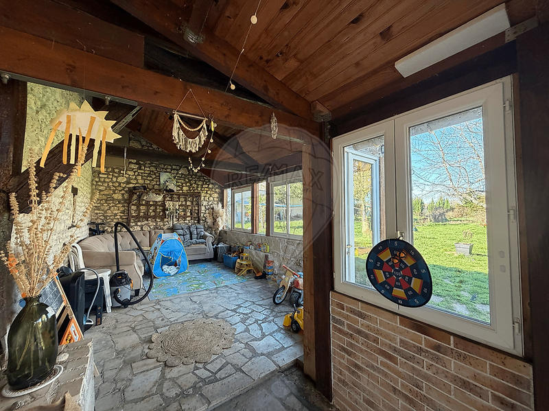 Maison - 151 m² - 6 pièces