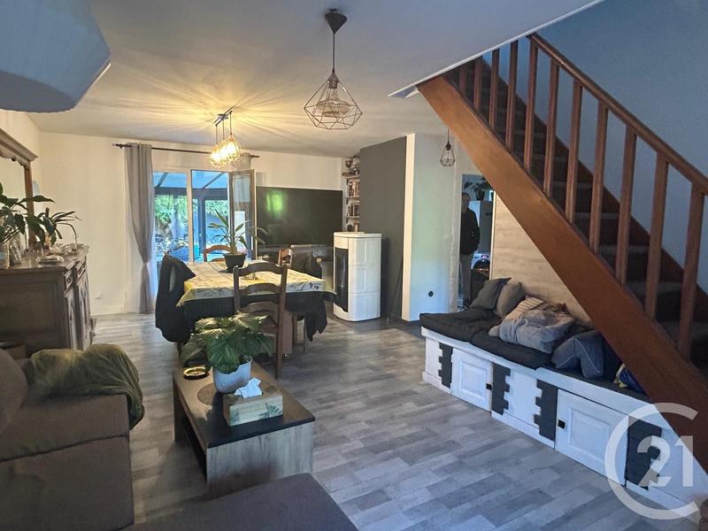 Maison - 139 m² - 6 pièces