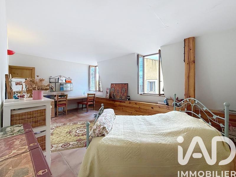 Appartement - 200 m² - 5 pièces