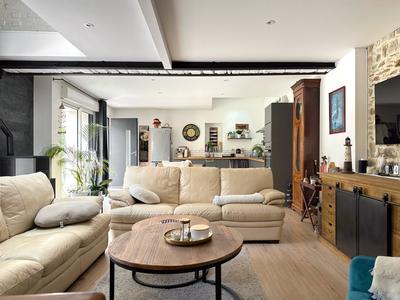 Maison - 102 m² - 5 pièces