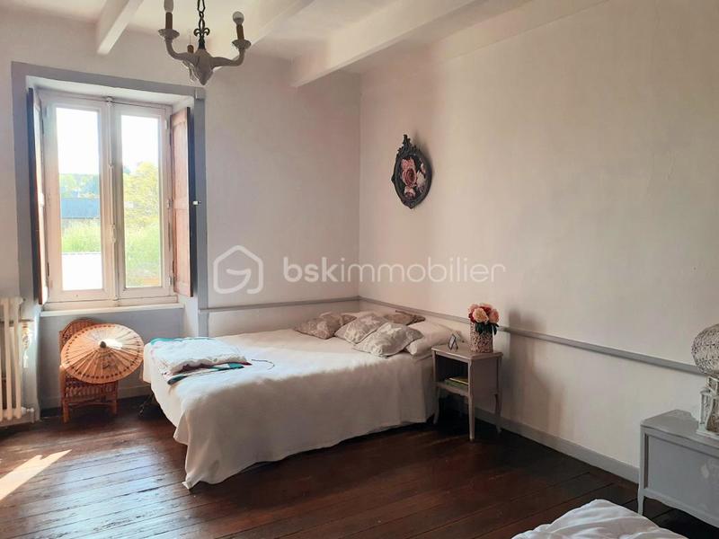 Maison ancienne - 130 m² - 5 pièces