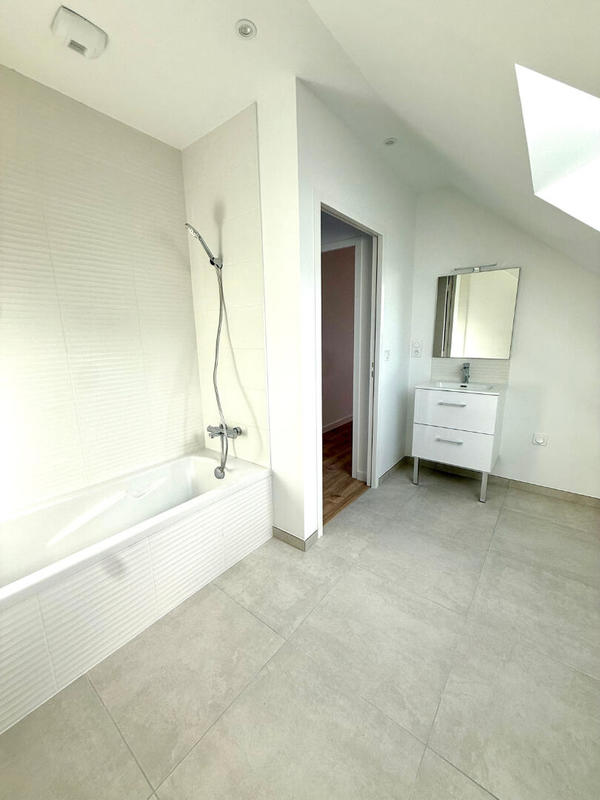 Maison - 134 m² - 6 pièces