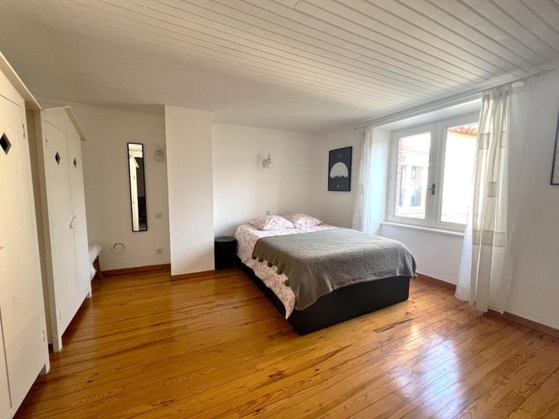 Corps de ferme - 235 m² - 6 pièces