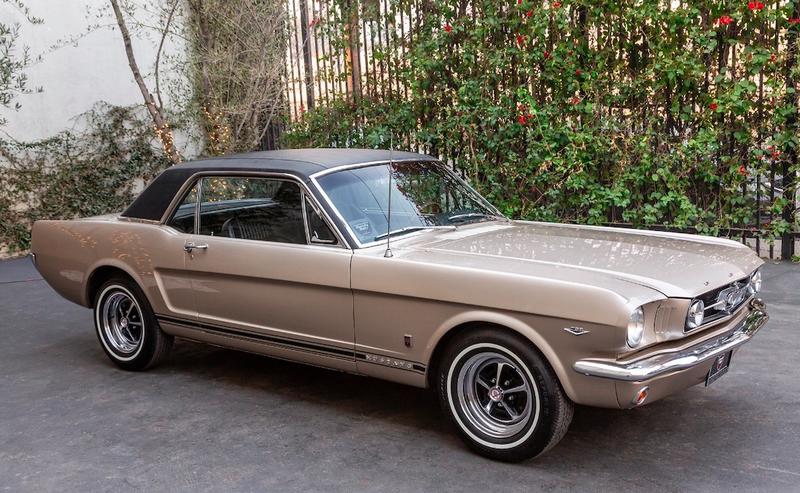 Ford Mustang V8