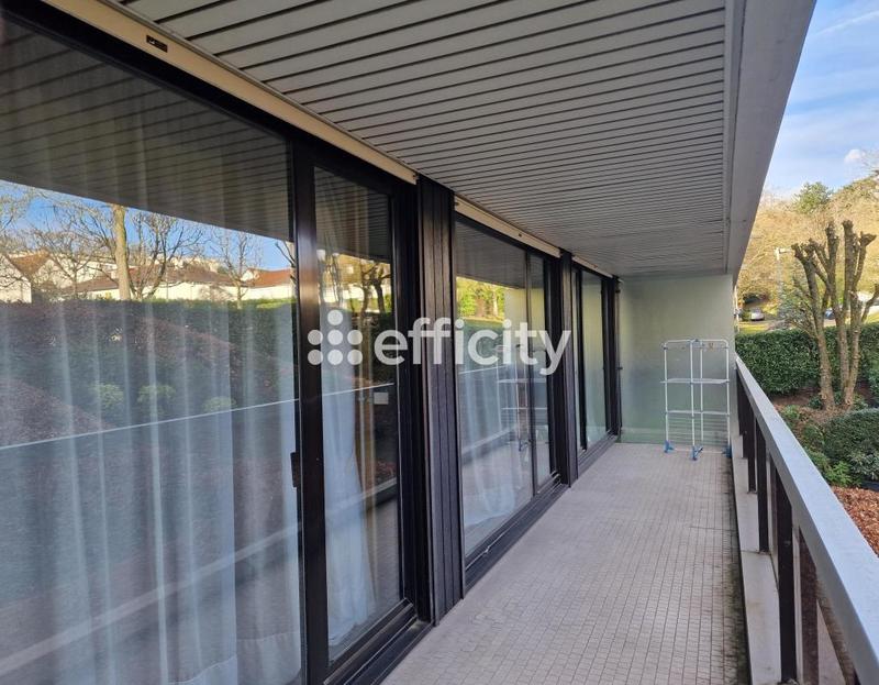 Appartement - 98 m² - 4 pièces