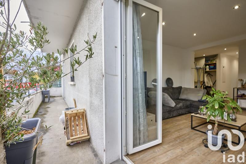 Appartement - 97 m² - 5 pièces