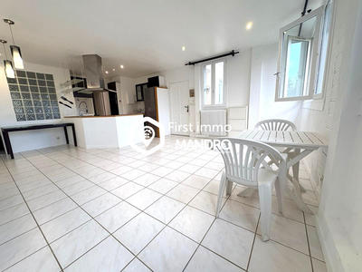 Appartement - 49 m² - 2 pièces