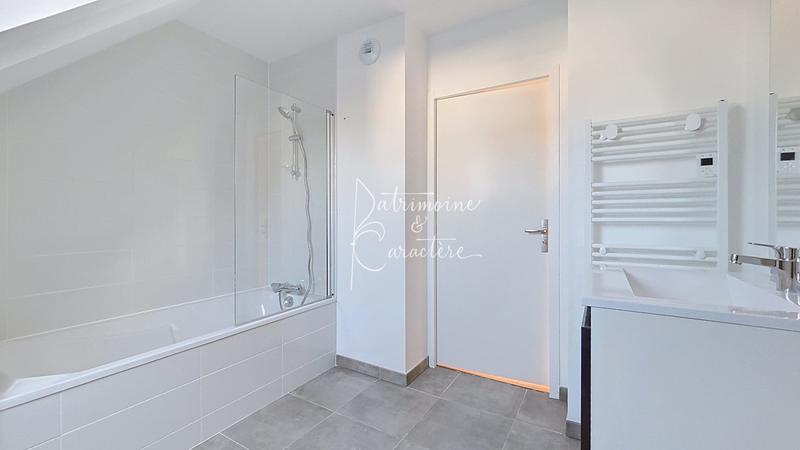 Appartement - 83 m² - 4 pièces