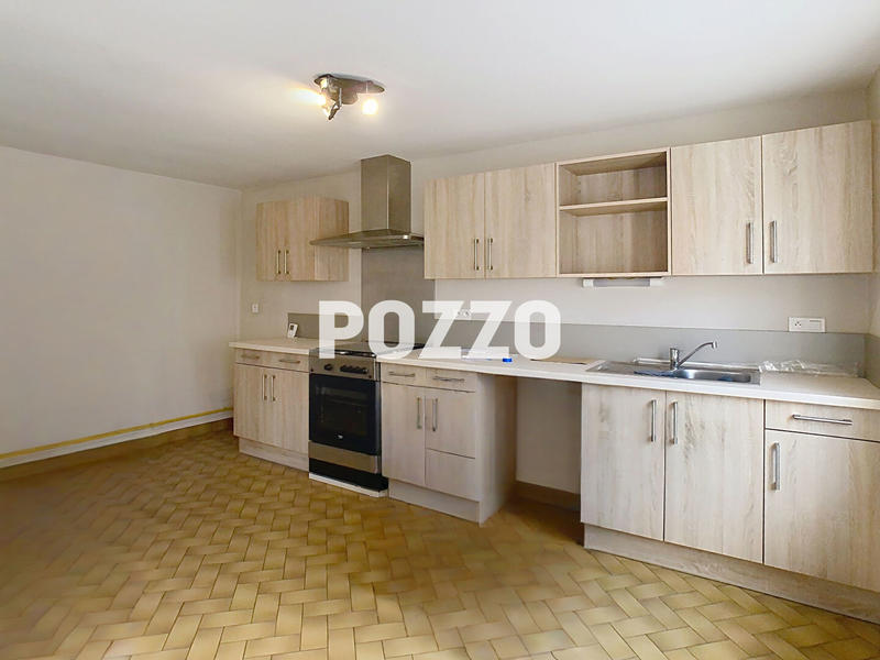 Maison - 85 m² - 5 pièces