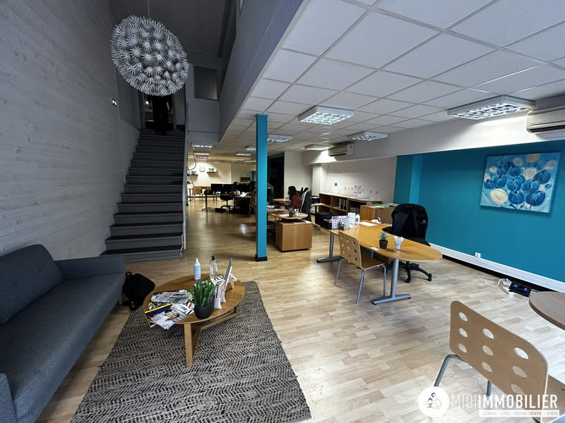 Local commercial - 450 m² - 4 pièces