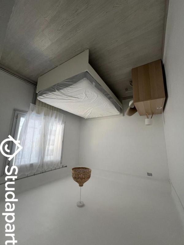 Chambre - 9 m² - 1 pièce