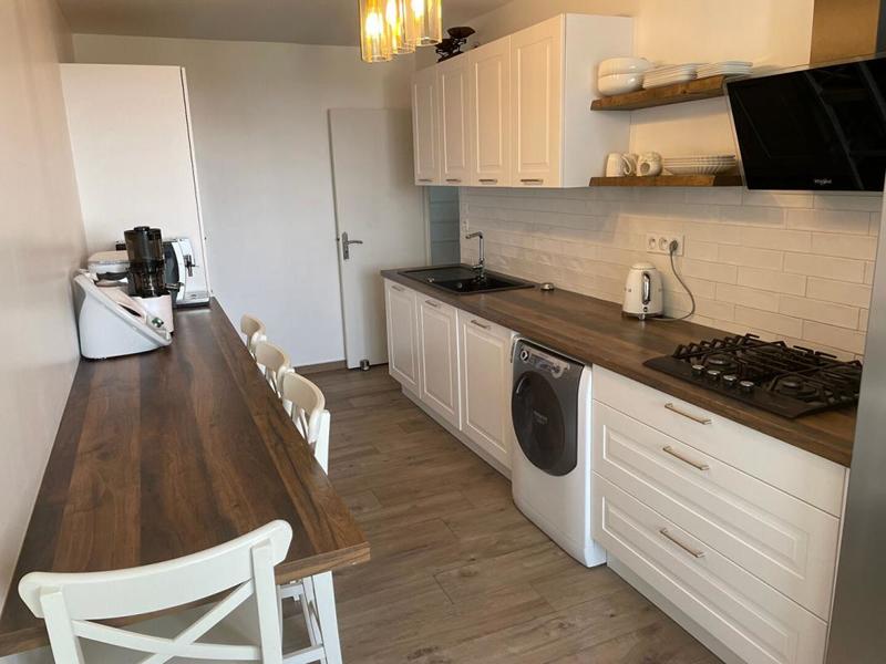 Appartement - 80 m² - 5 pièces