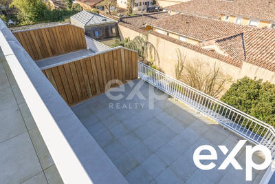 Appartement - 105 m² - 4 pièces